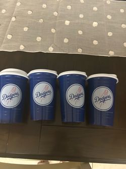 Dodgers cups