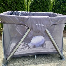 Nuna Sena Playard 