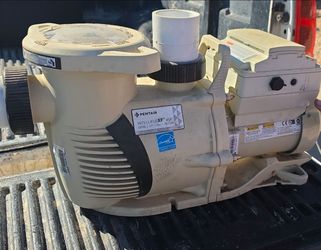 Pentair IntelliFloXF VSF 3HP Variable Speed Pool Pump - Model 022056