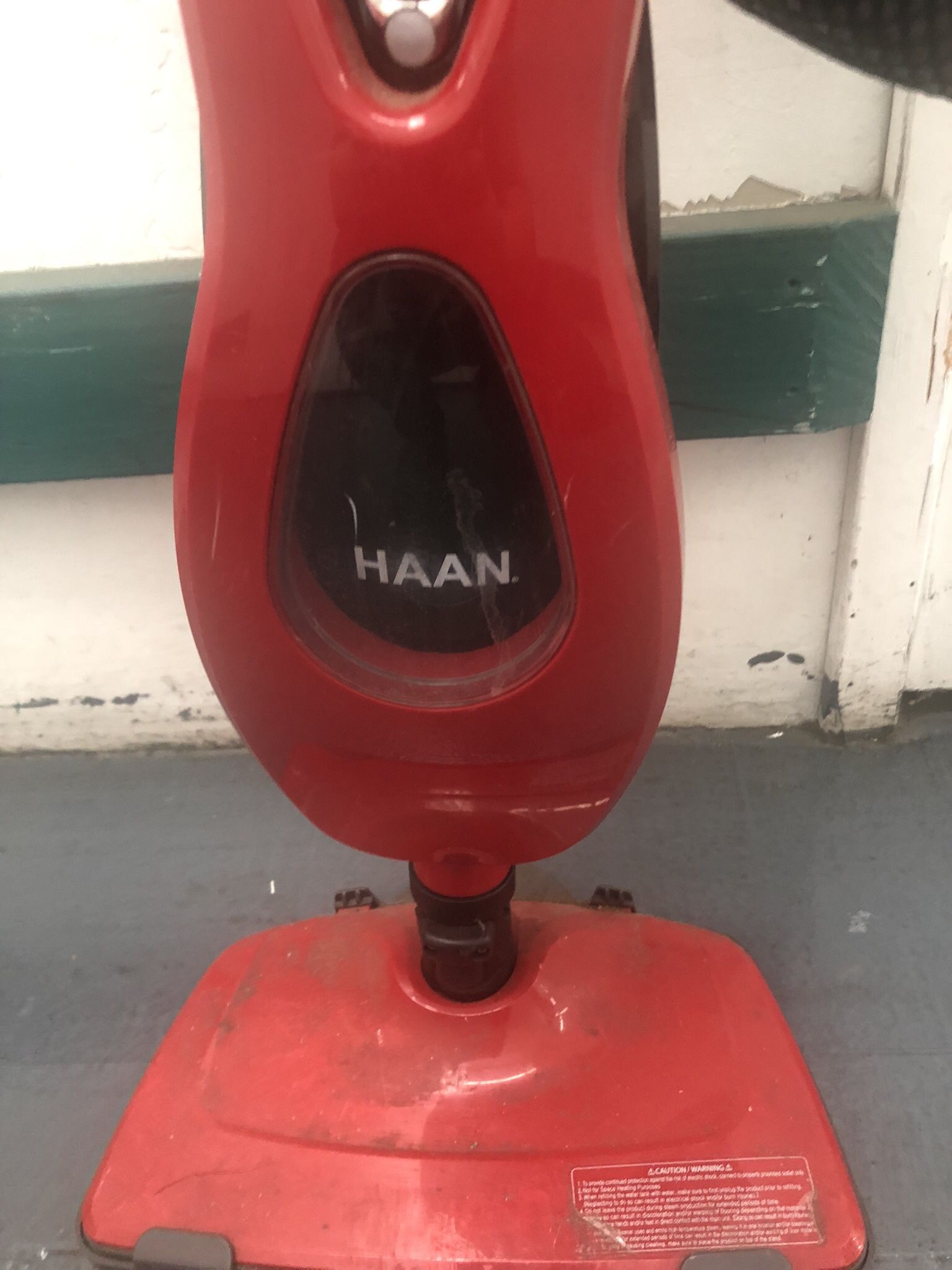 Haan Steam Cleaner With Attachments