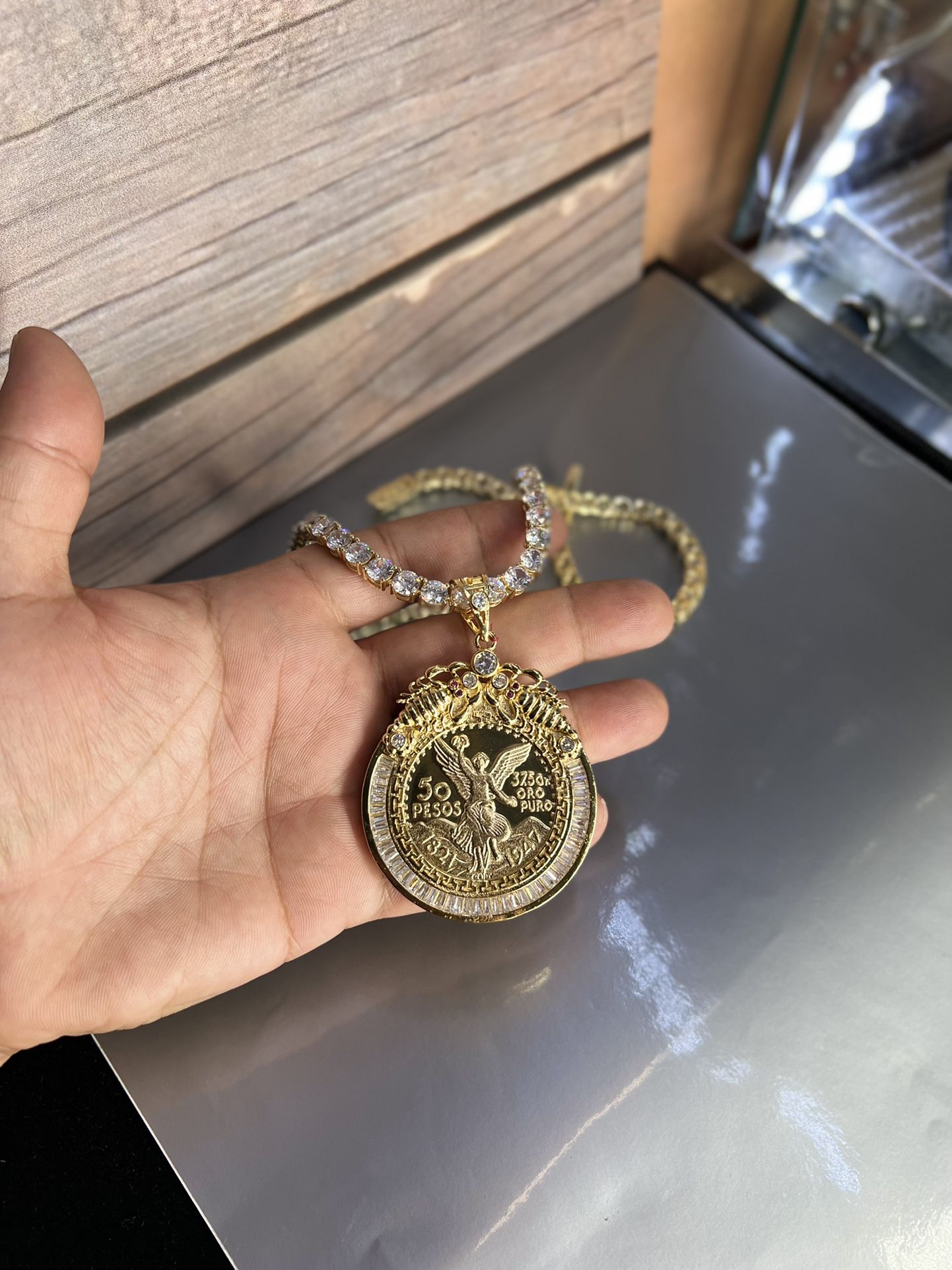 🔥🔥50 Pesos Pendant  in 14K Gold Filled with 6mm 24” Tennis chain 