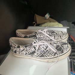 size 9 vans