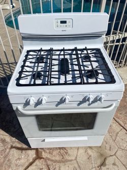 30” Freestanding (Gas) 5 Burners Stove