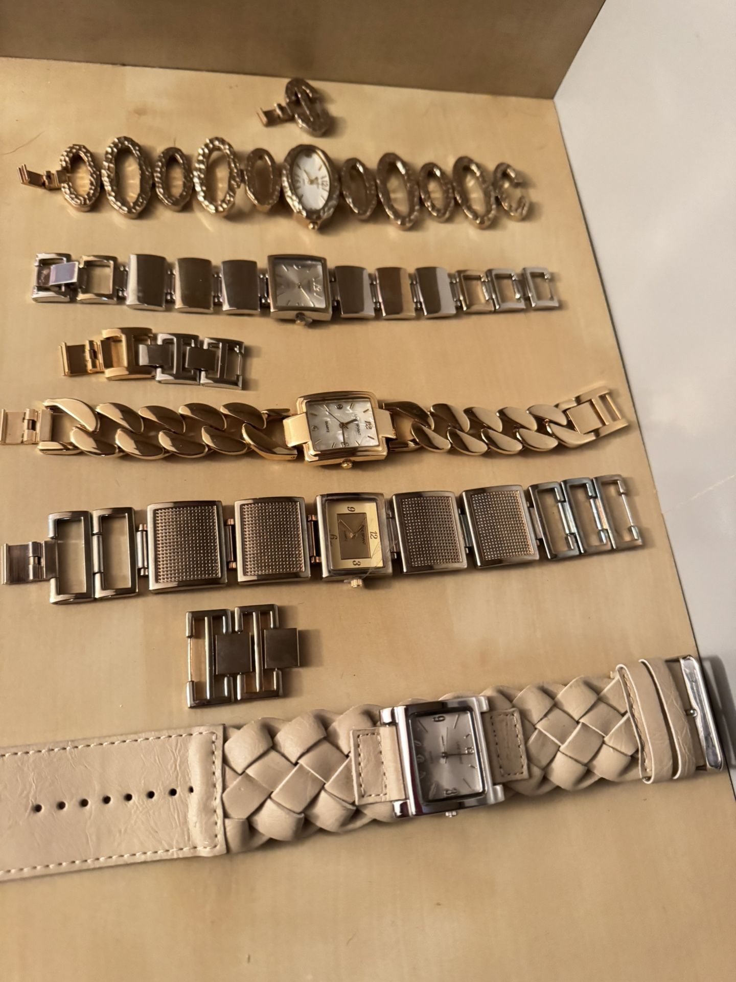 Women’s Watch Assortment