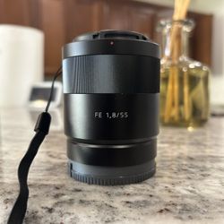 Sony Zeiss 55mm f1.8 prime lens