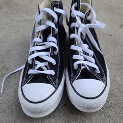 Converse High Tops Girls Size 6
