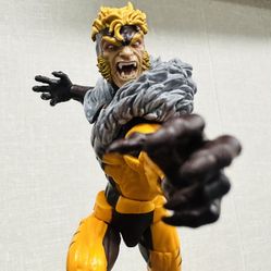 Marvel Legends Sabretooth