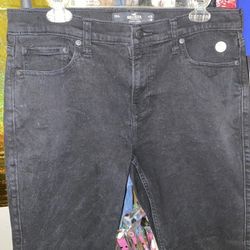 American Eagle Men’s black denim jeans