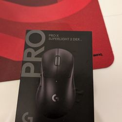 Gaming Mouse Logitech Superlight 2 DEX 