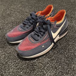 Nike Sacai Sz 9.5 Brand New