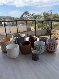 Assorted plant pots