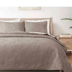 Exclusivo Mezcla King Quilt Set (104"x96