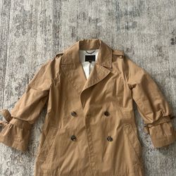 Banana Republic Tan Women’s Trench Coat 