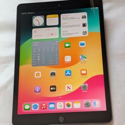 VERY Nice APPLE iPad 8 8th Gen 10.2 inch 32GB iOS18