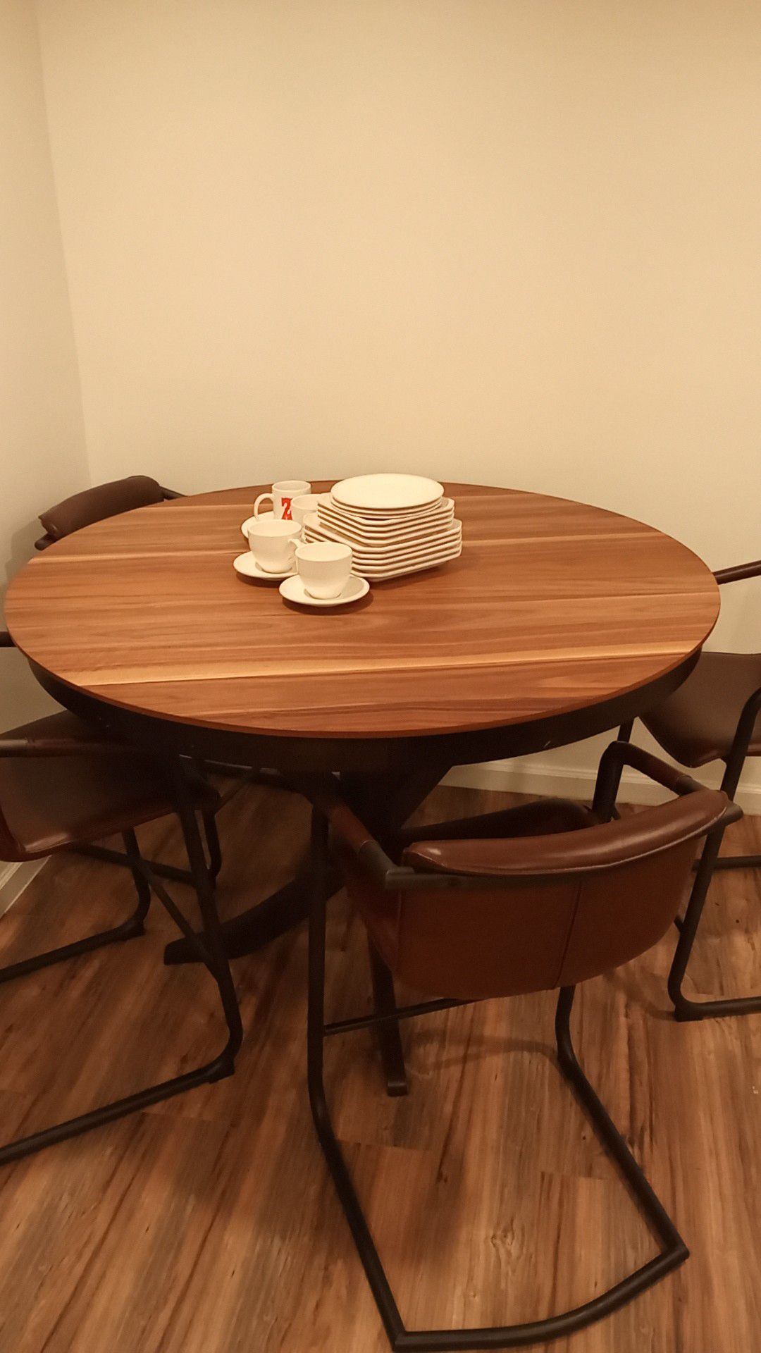 Need gone ASAP Beautiful Wood Round table and 4 chairs!