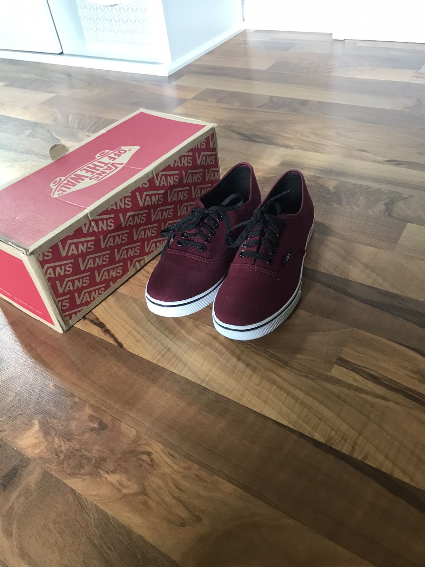 Vans Authentic Lo pro Port-wine Red