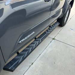 Rough Country Tacoma Side Steps 