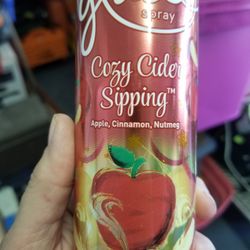 1$ Glade Apple Cinnamon or Evergreen Tree Spray, Plug In Or Candles