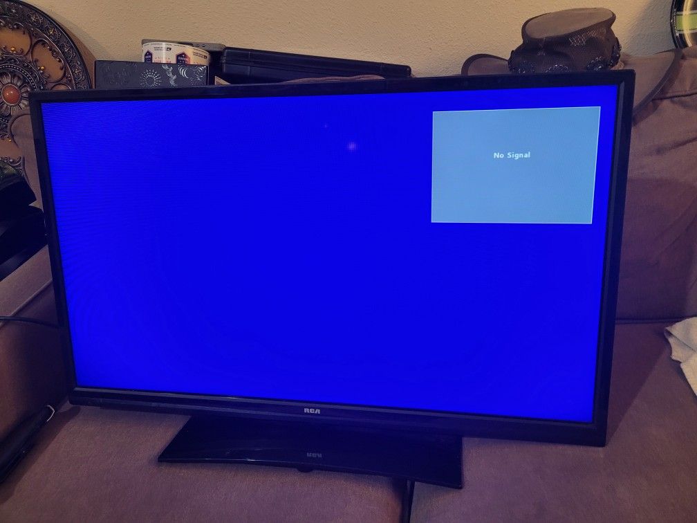 Rca 32 inch monitor .