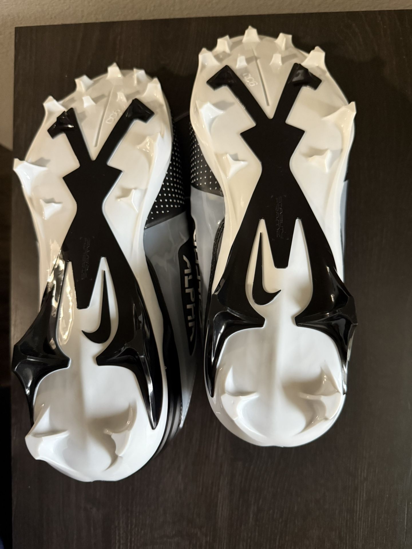 Size 11 Nike Alpha Menace 4 Pro Football Cleats Black/White FZ7702-005 NEW Men\'s Nike Men main image 3