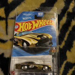 Hot Wheels Aston Martin DB4GT (SUPER TREASURE HUNT) *BRAND NEW* 2025 E Case
