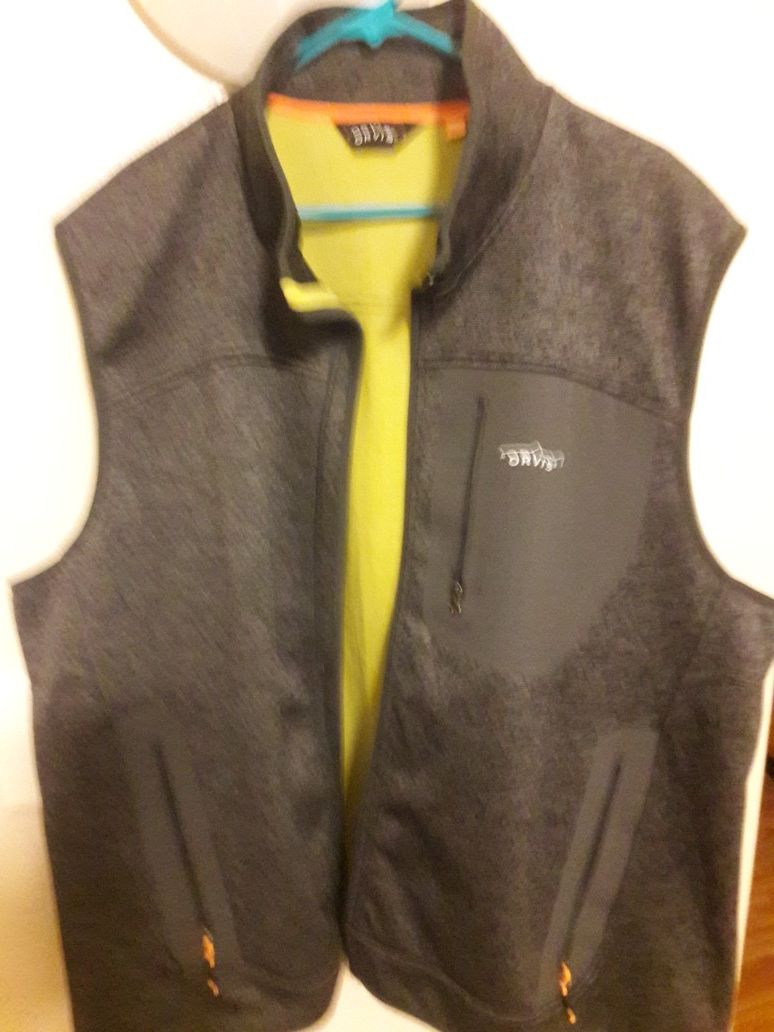 ORVIS Sweater/ Fleece Vest in excellent condition
