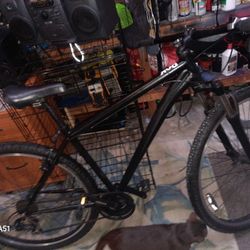 Schwinn 29in. Mountain Bike 