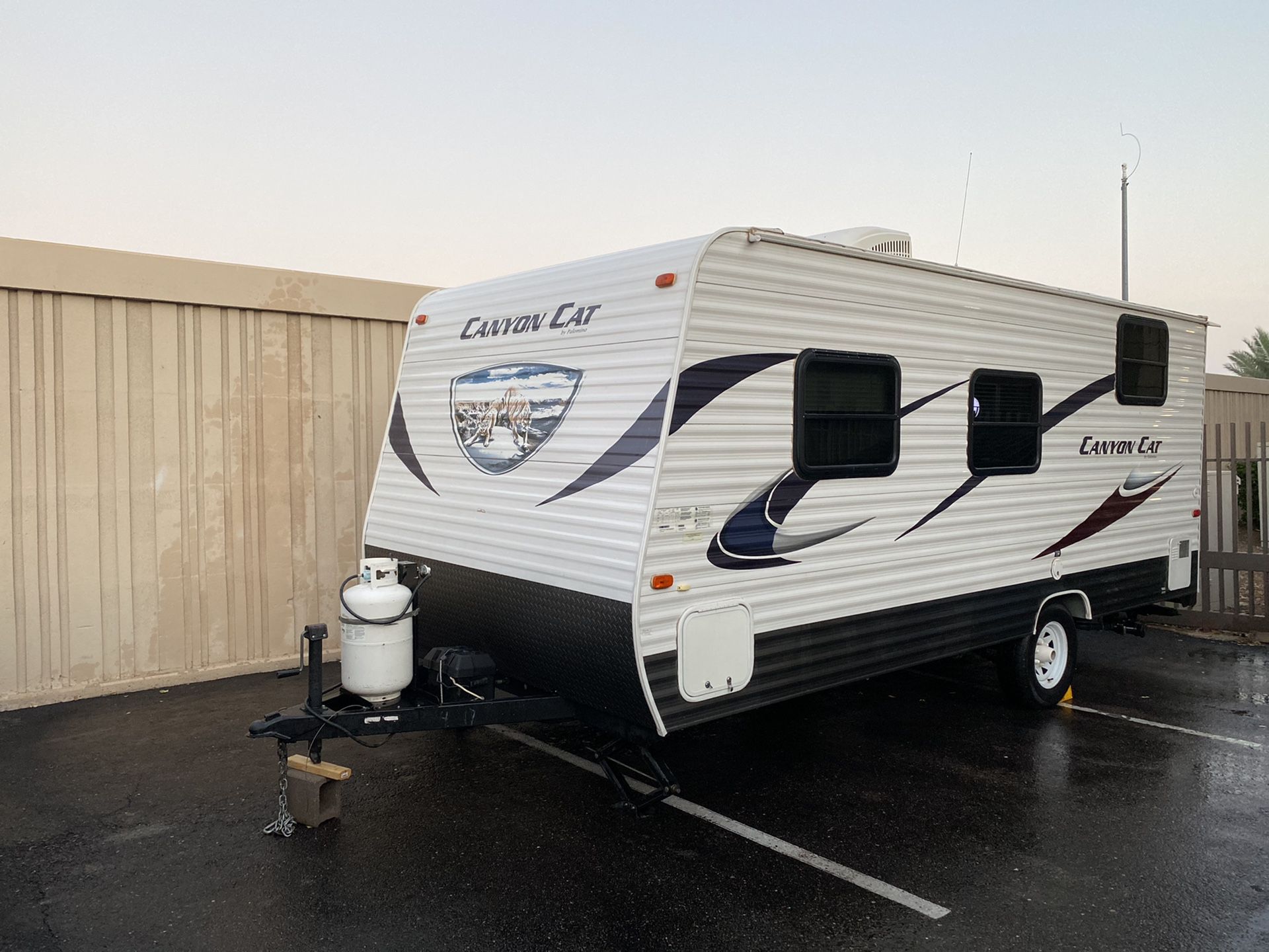 2014 forest river canyon cat original owner bunkhouse