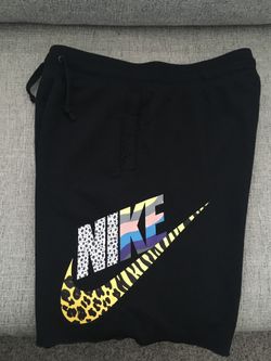 Nike Air Max Day Sweat Shorts