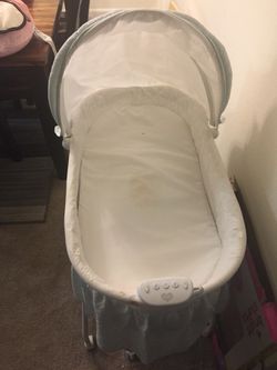Baby bassinet for sale
