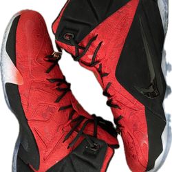 Lebron 12 EXT ‘Red Paisley’ Sz 11 