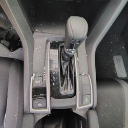 2016-2021 Honda Civic 2.0L Shifter Assembly 
