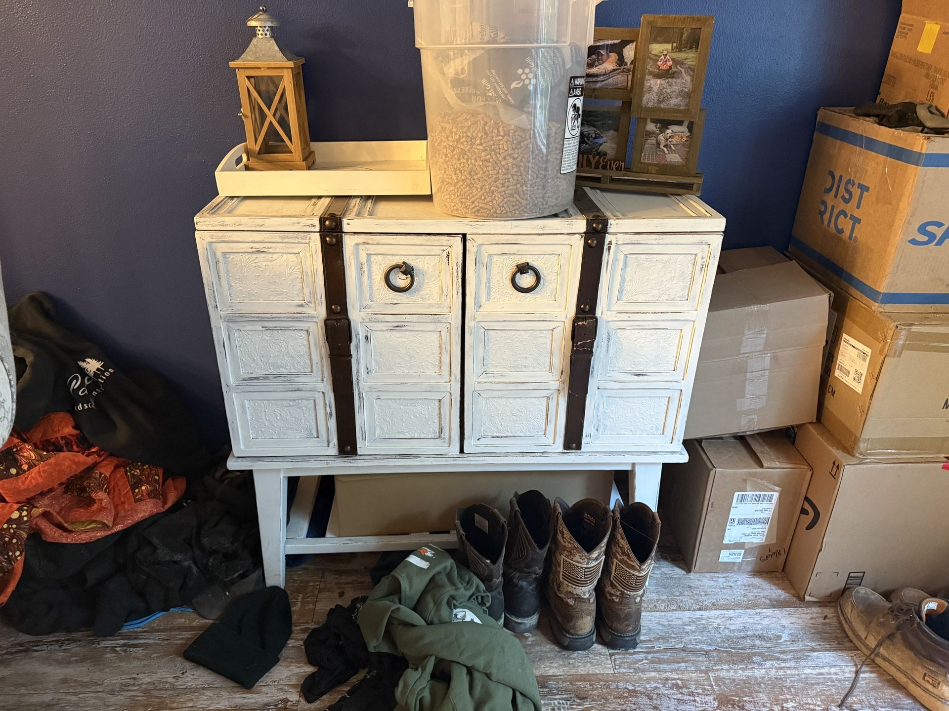 Old School Cabinet, Both Sides Open Up