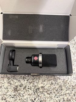Neumann TLM 102 Microphone