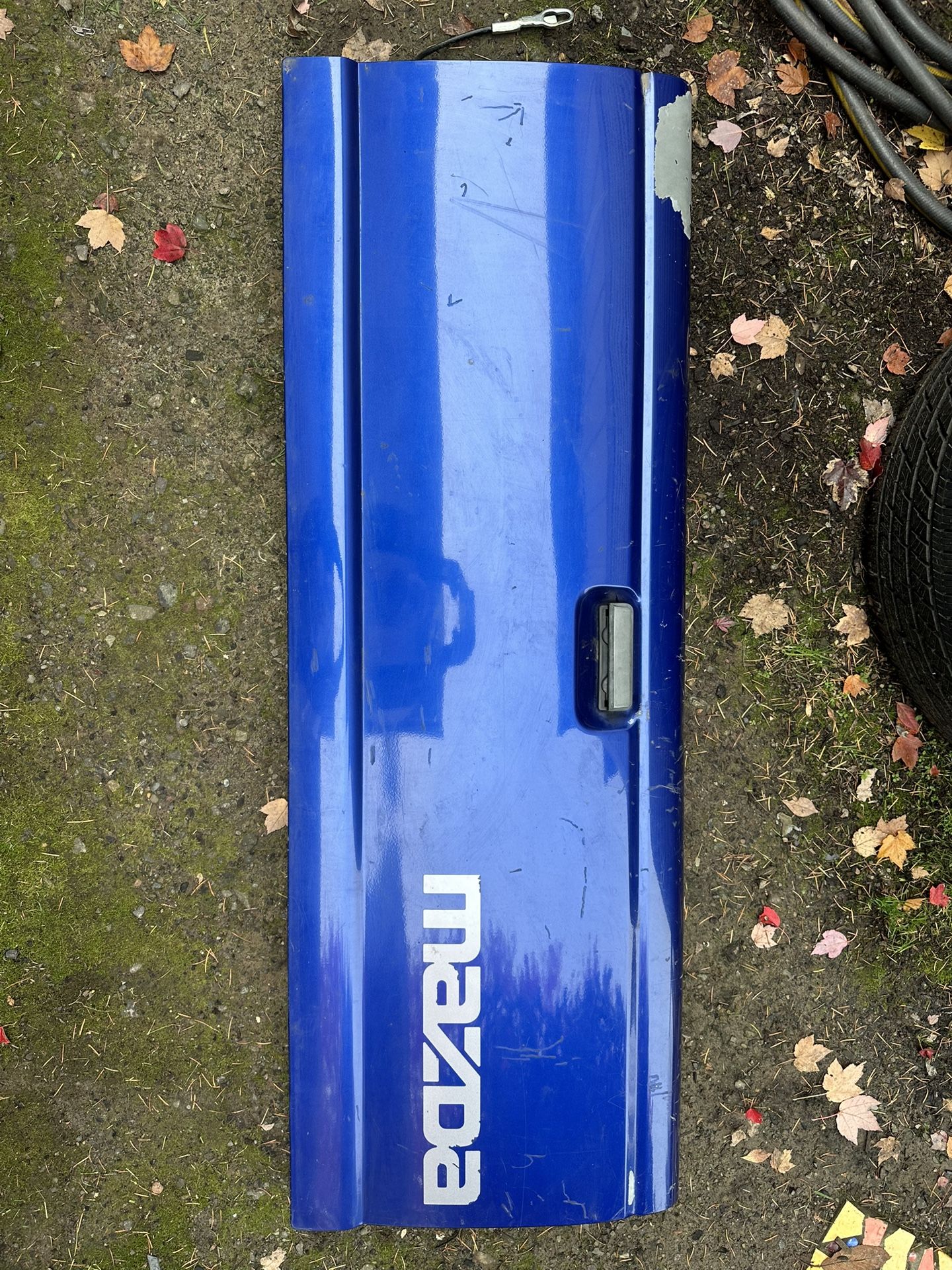 2004 Mazda B2300 Tailgate 