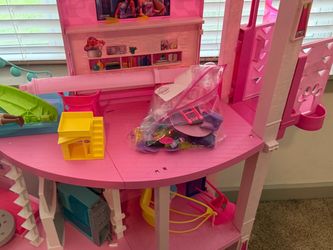 Barbie mansión