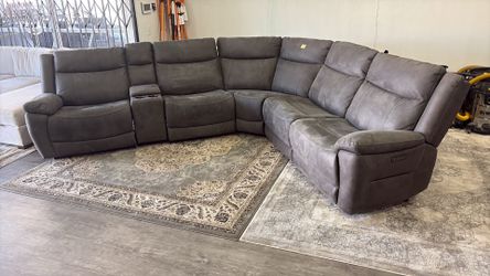 Costco Reclining Sectional Sofa – Charcoal Gray – Like New