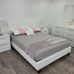 White Bedroom Set  - Set De Habitación 