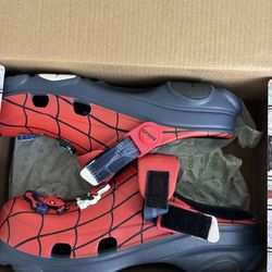 Spider-man crocs
