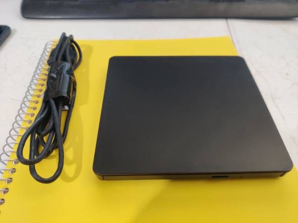 LG Ultra Slim Portable DVD Writer with M-DISC Support