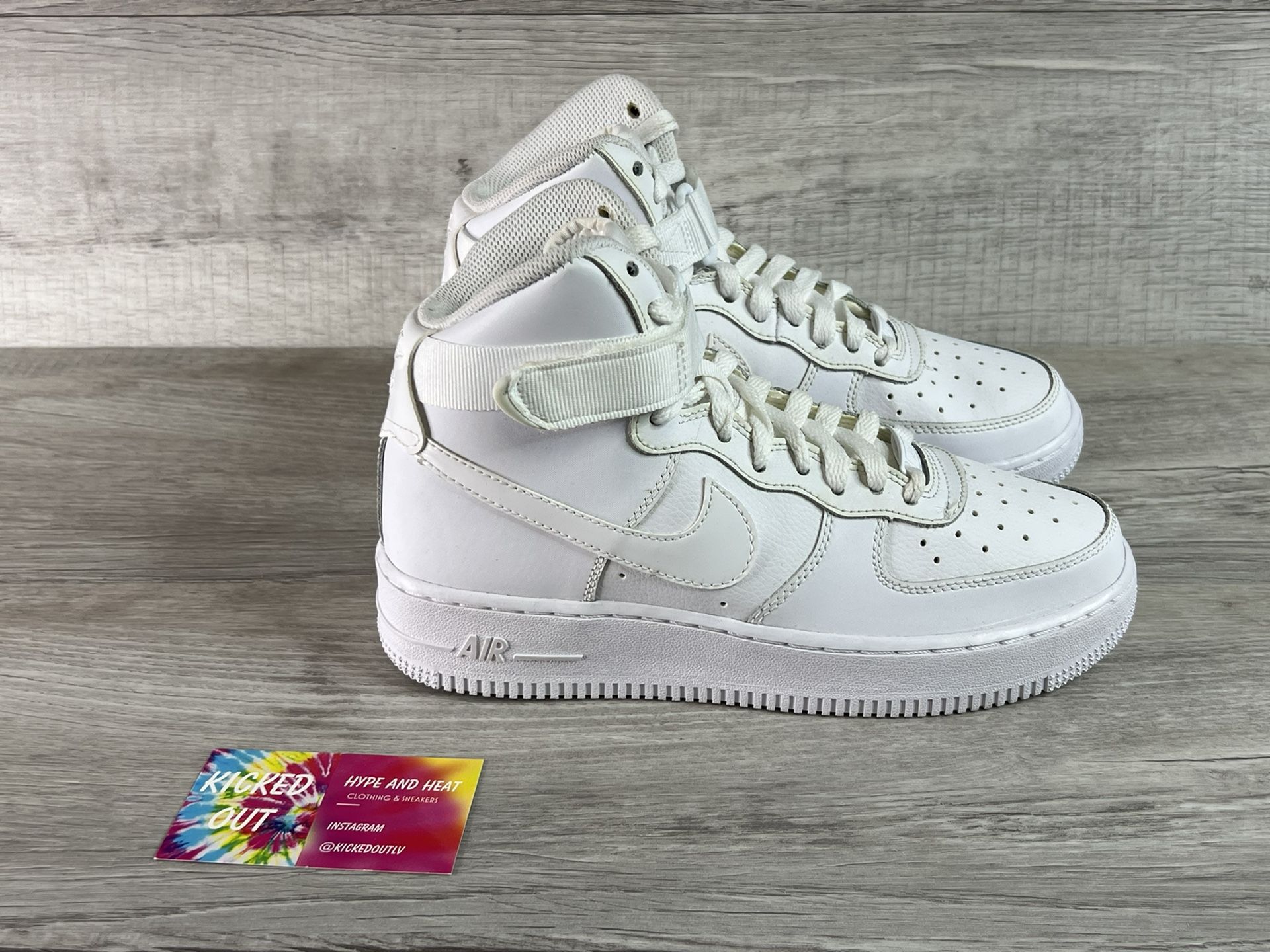 NEW Nike Air Force 1 High Triple White Size 6.5 Youth 8 Womens for Sale in Las Vegas NV OfferUp