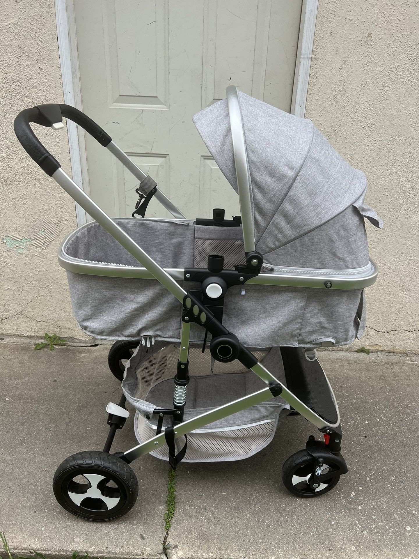 STROLLER