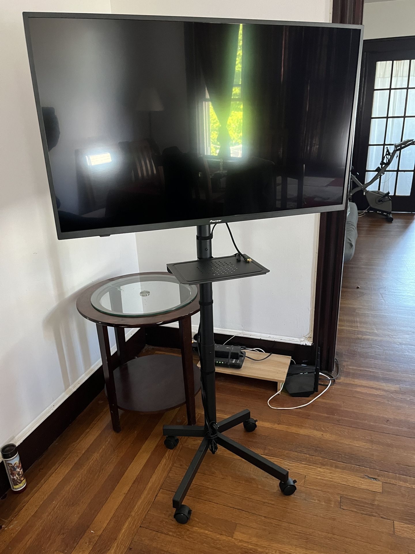Pioneer 43” 4K UHD Smart TV with rolling stand