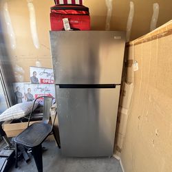 Vissani fridge