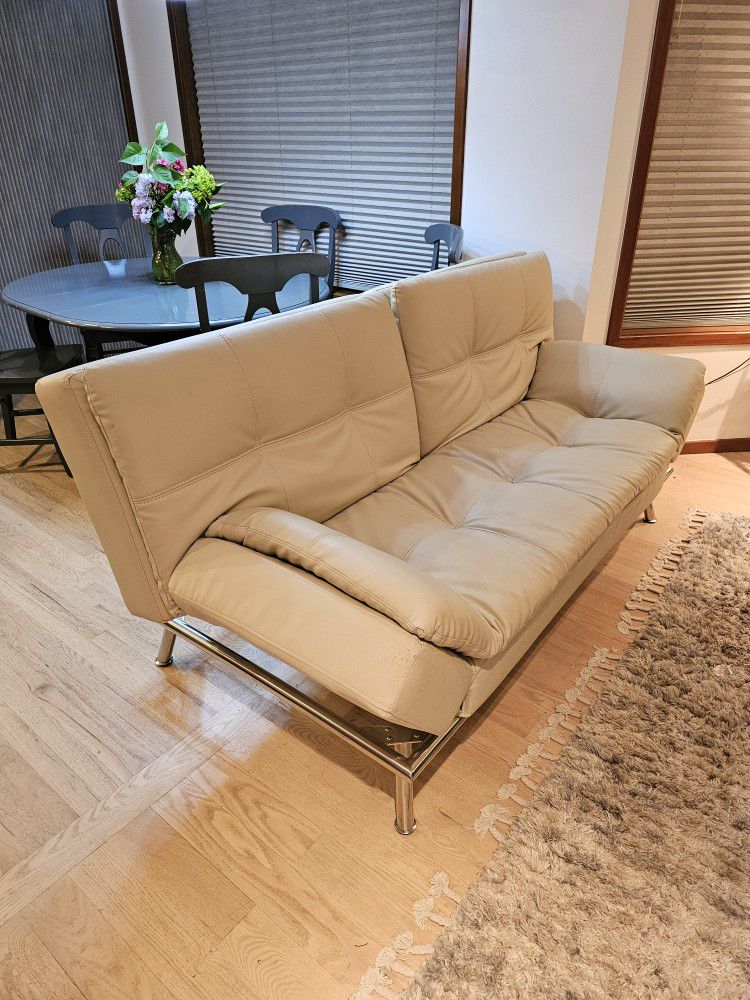 Convertible Folding Futon Sofa.