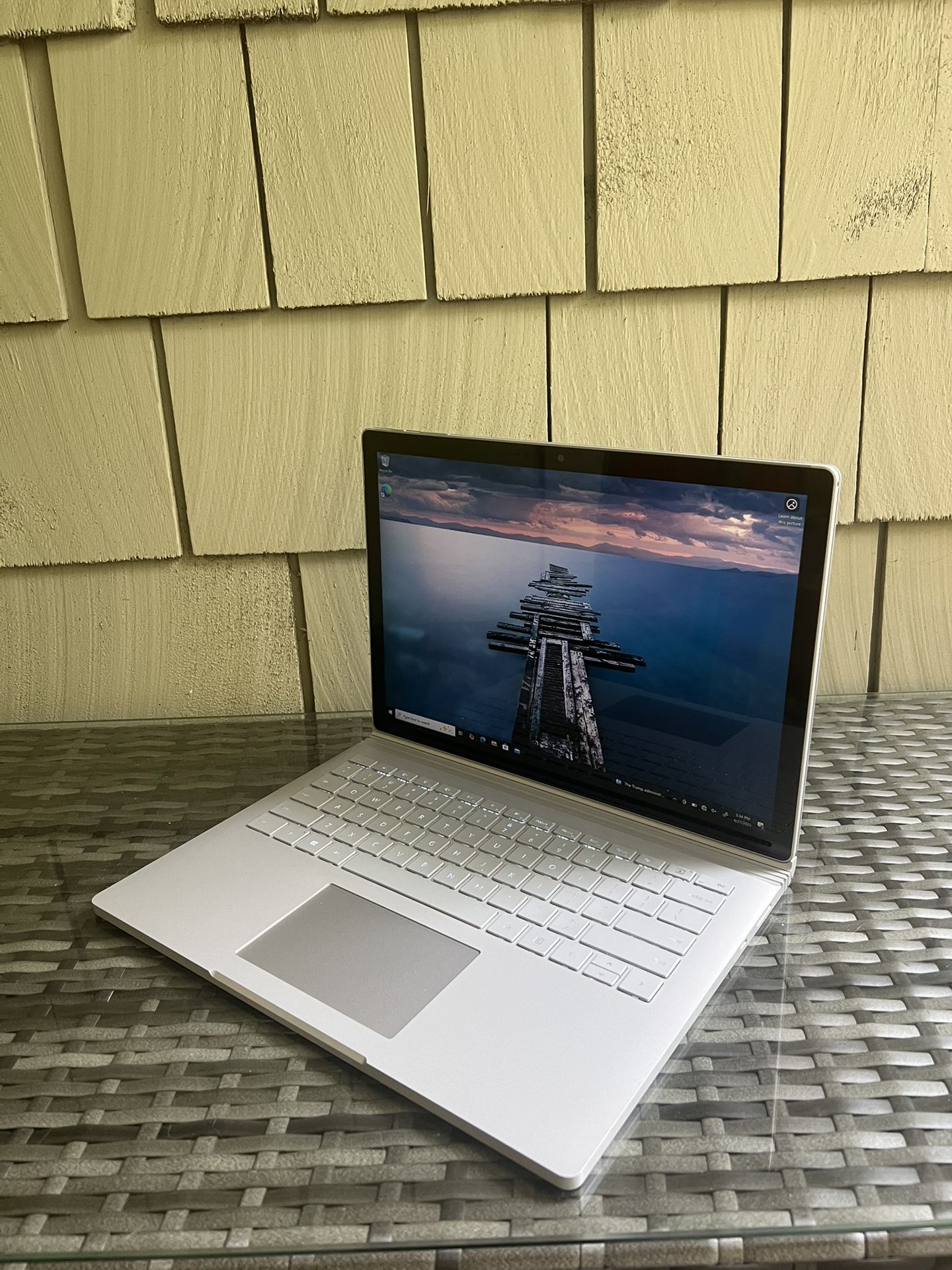 Surface Book 3 - 13.5” screen