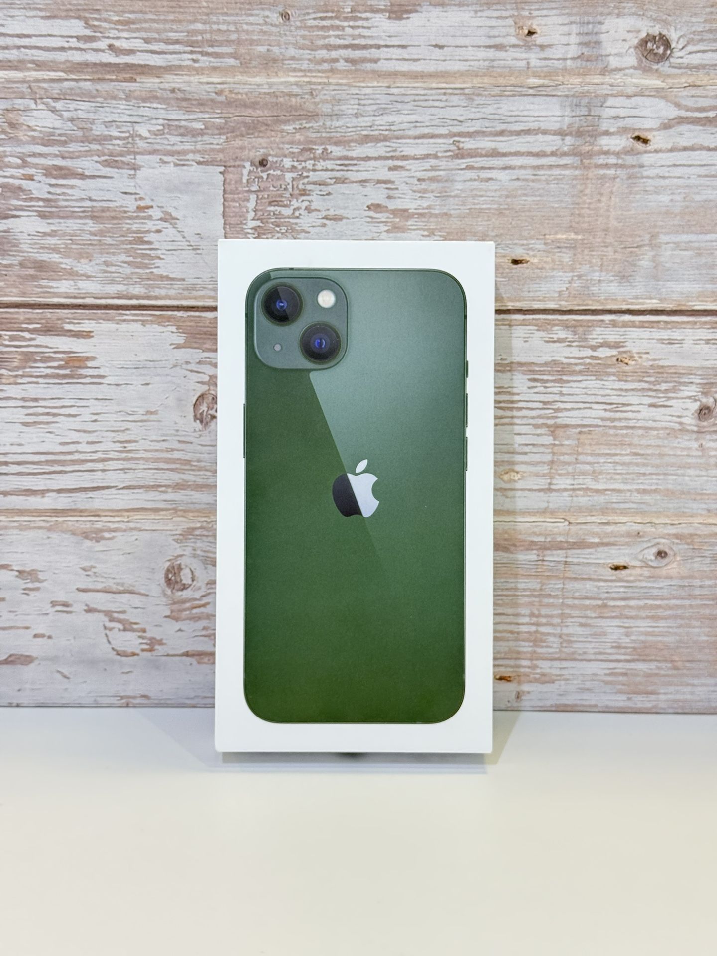 Apple iPhone 13 128GB Unlocked
