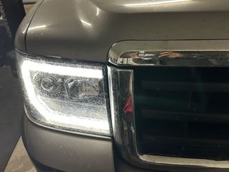 GMC Sierra Headlights 2007-2014