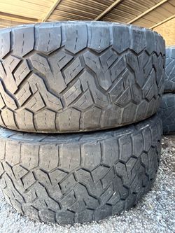 MATCHING PAIR OF LT 285/ 50 R 22 NITTO RECON GRAPPLER A/T TIRES