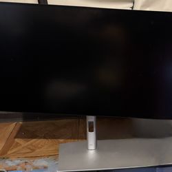 Dell UltraSharp Monitor with Adjustable Stand